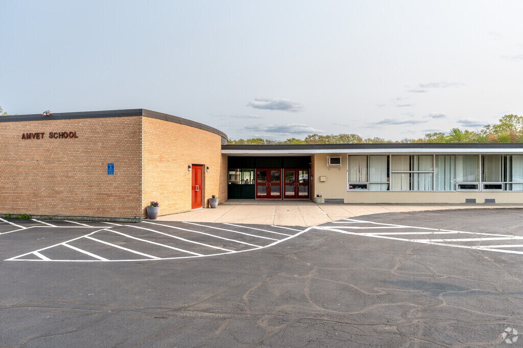 A learning environment that exudes warmth and a family-oriented atmosphere is the best way to describe Amvet Boulevard Elementary School.