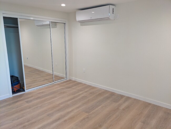 2102 Thurman Ave unit 2102 1-2, Los Angeles, CA 90016 - photo 7