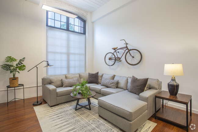 2BR, 2BA - 1,198SF - Living Room