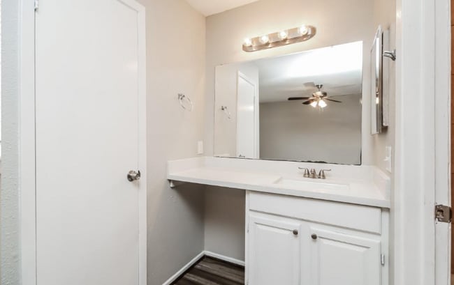 4516 Tylergate Dr, Spring, TX 77373 - photo 3