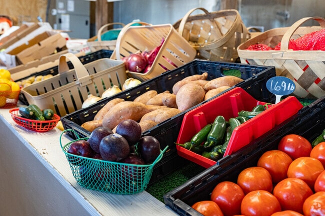 Local busineses along US 280 sell locally made produce.