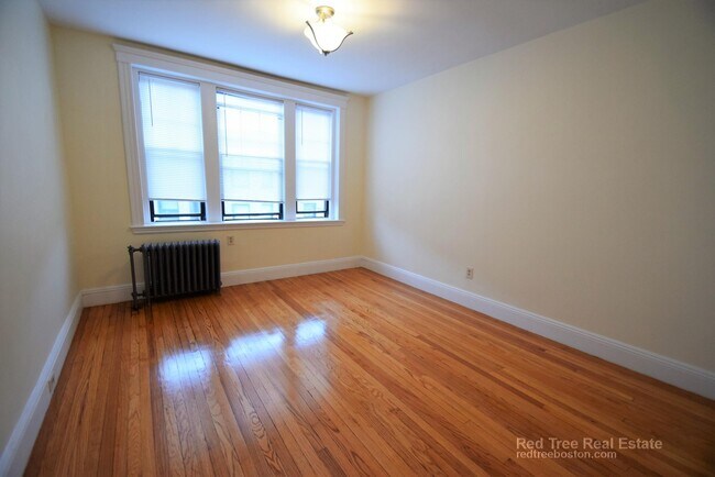7 Sutherland Rd unit 31, Brighton, MA 02135 - photo 2