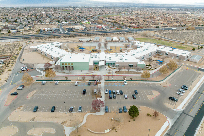 The large parking lot at Maggie Cordova Elementary School makes it easy for parents to visit.