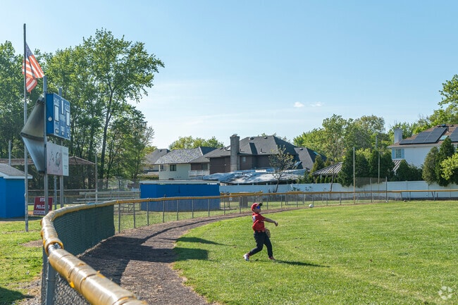Tottenville has baseball diamonds for Little Leaguers, and up north are marinas.