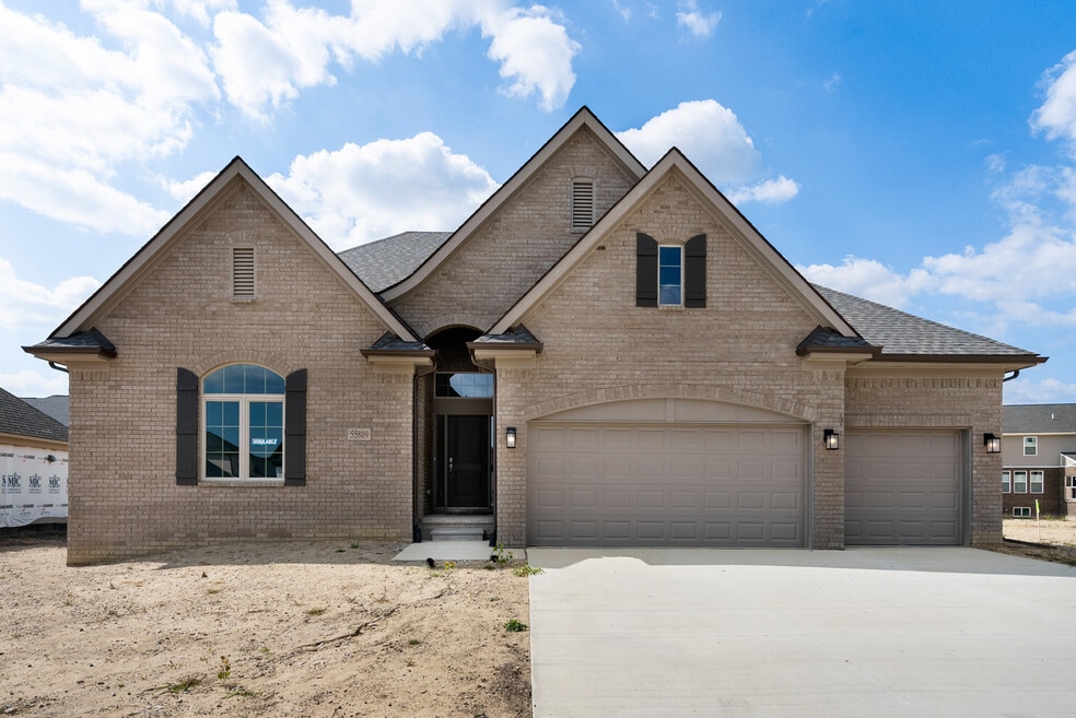 55809 Jones Dr, Macomb, MI 48042 - photo 1