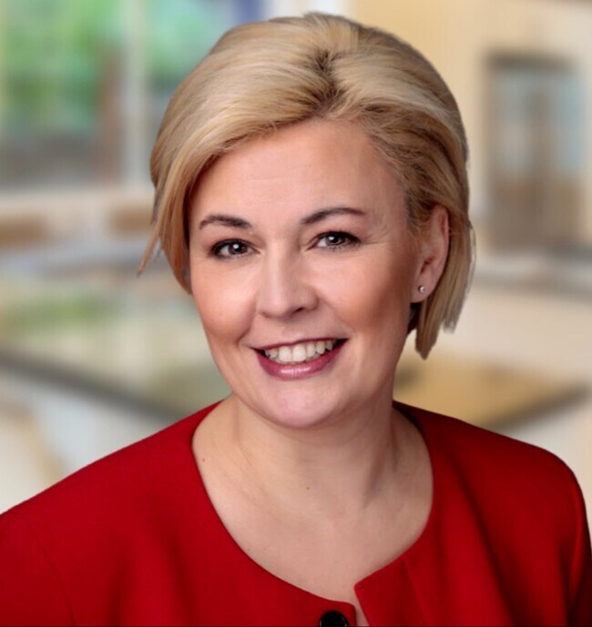 Jennifer Jule