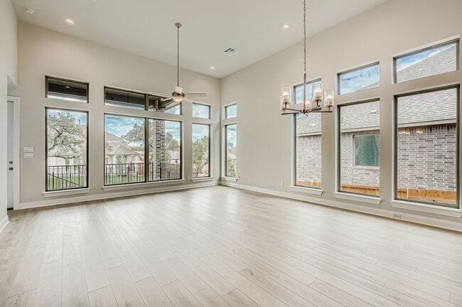 310 Prickly Poppy Loop, Kyle, TX 78640 - photo 2