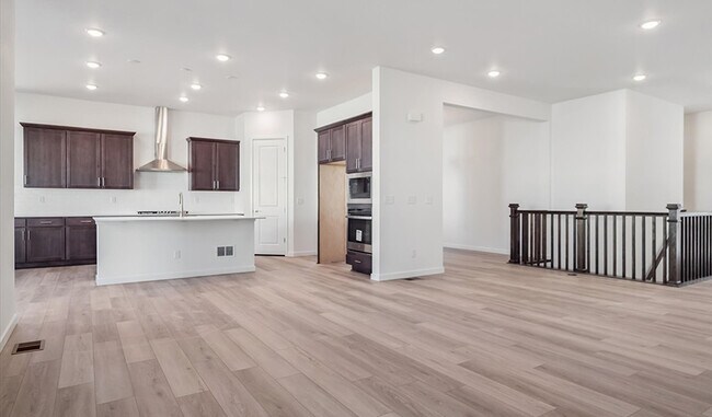 9178 Gold Lace Place, Highlands Ranch, CO 80129 - photo 6