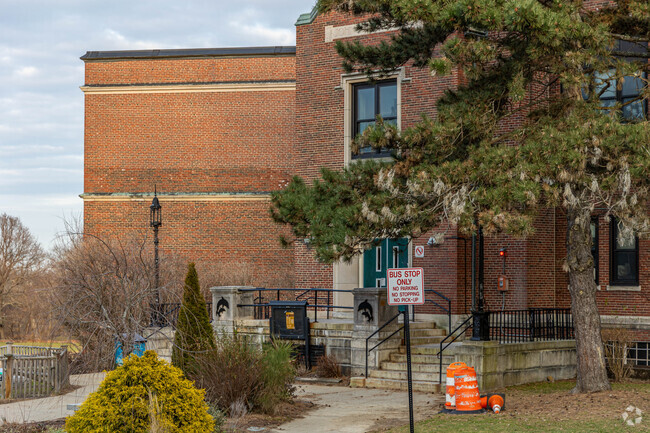 Ward Elementary School serves students K-5.
