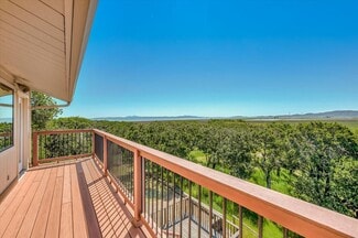 435 Grandview Ave, Novato, CA 94945