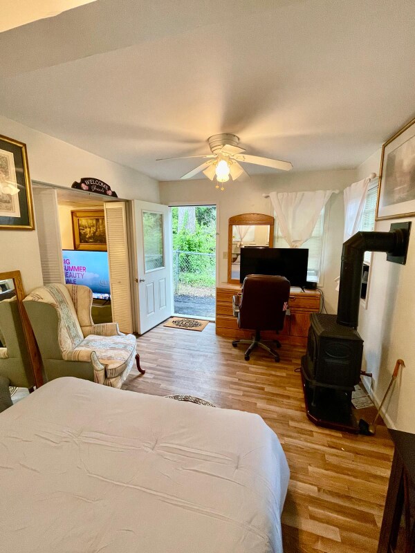 429 W Lawrence St unit 429 West Lawrence St, Albany, NY 12208 - photo 4