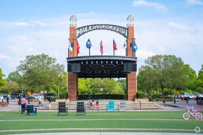 Buford's Mall of Georgia offers ample green space for guests to enjoy.