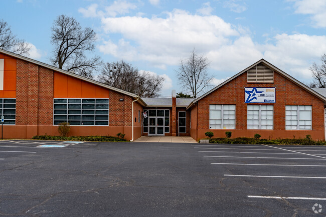 184 students attend Immaculata Classical Academy in grades Pre-K-12,