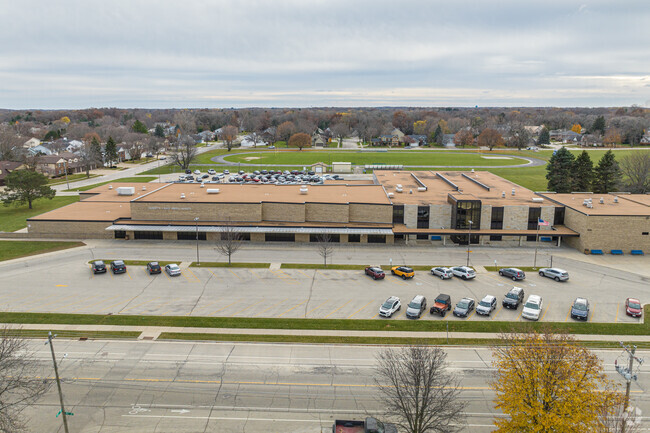 Kenosha's Lance Middle School has a student-teacher ratio of 13 to 1.