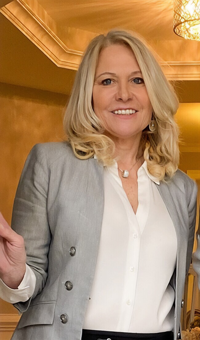 Dorothy MacQuade