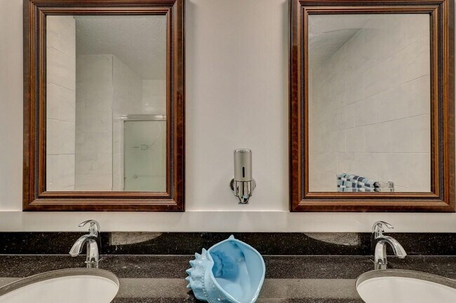 400 William Hilton Pkwy unit ID1309194P, Hilton Head Island, SC 29926 - photo 6