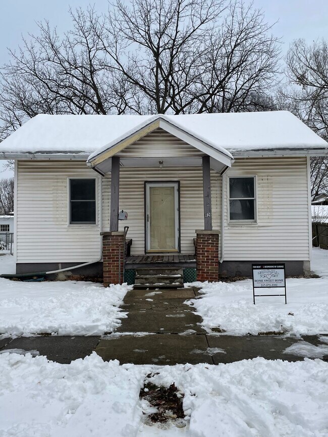 926 S Henrietta St, Springfield, IL 62704 - photo 2