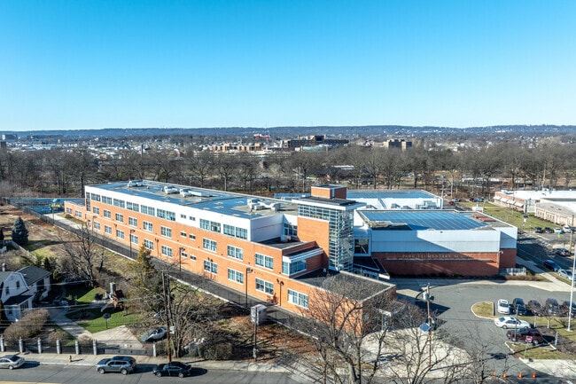 New Park Elementary School aims to prepare students for global success.
