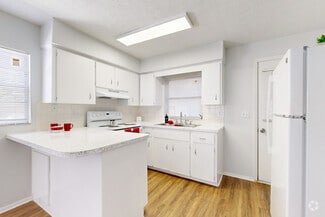 6906-6931 Julia Ct, New Port Richey, FL 34652