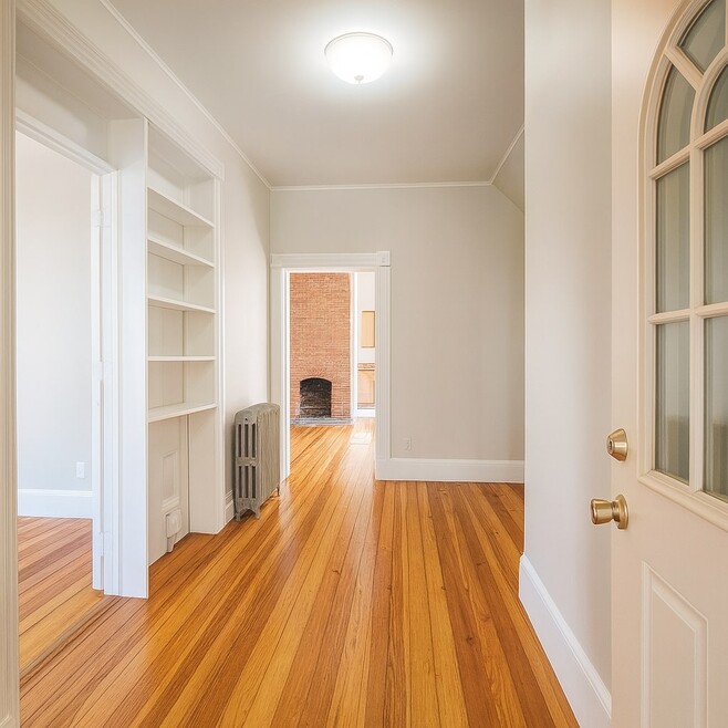 FOYER - WELCOME HOME!