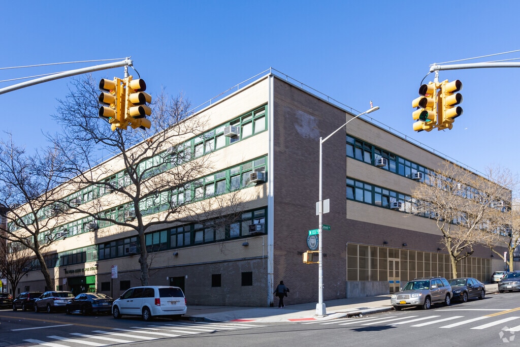 Street View of P.S. 161 Pedro Albizu Campos in Central Harlem.