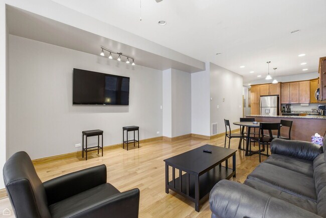 1353 S California Ave unit 1F, Chicago, IL 60608 - photo 7