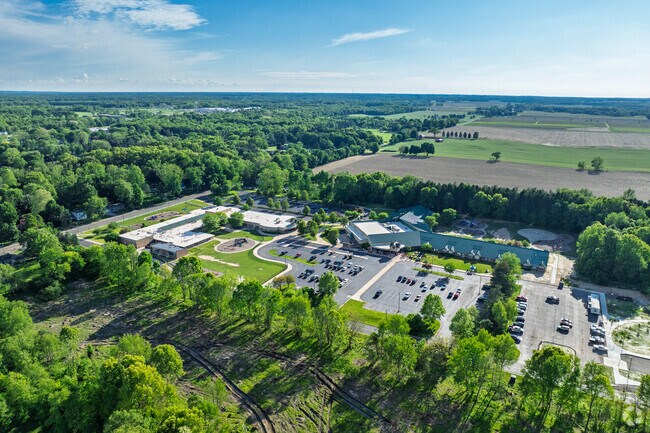 Paw Paw Early Elementary School has a student to teacher ration of 16 to 1.