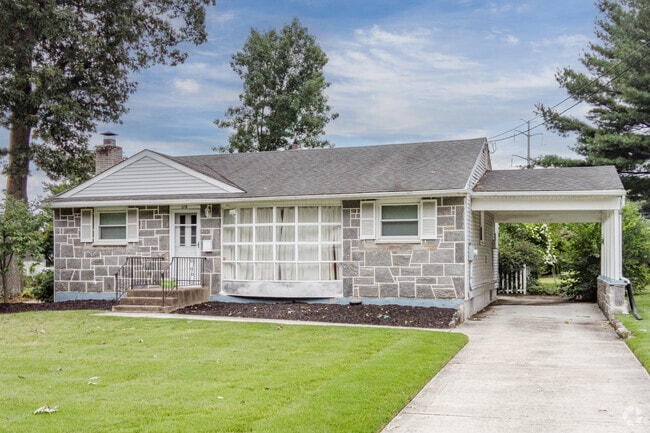 Enjoy small homes with stone work and covered driveways in Cinnaminson, NJ.
