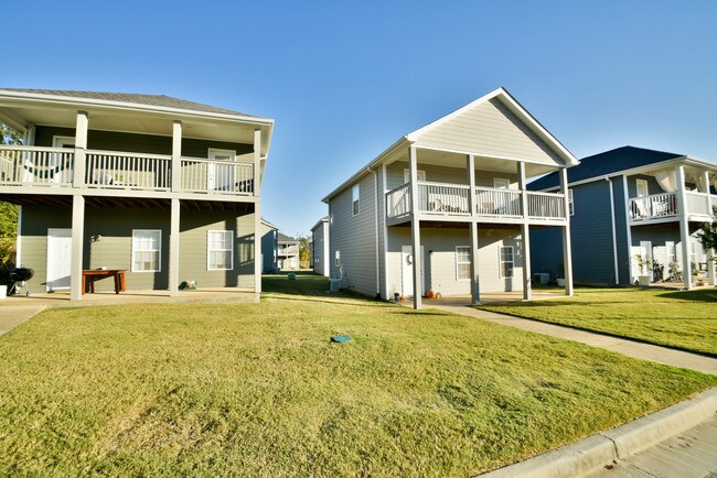 Savannah Square, Auburn, AL 36832 - photo 3