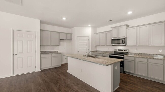 11900 Auckerman Way, Hampton, GA 30228 - photo 7