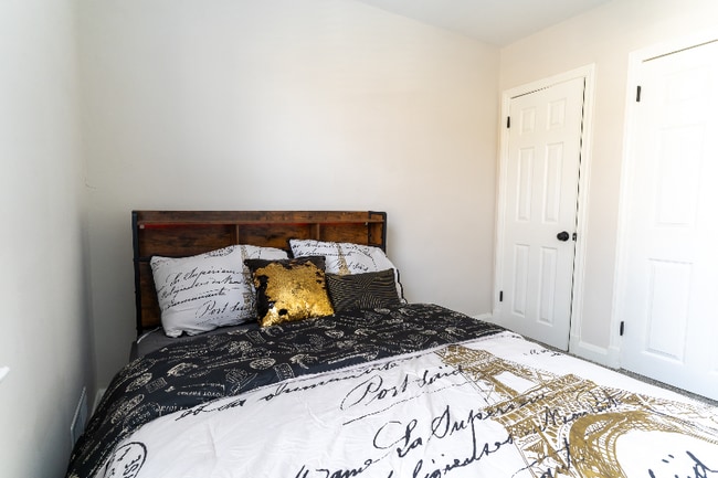 1663 Winford Rd, Baltimore, MD 21239 - photo 4