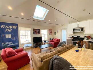 89 Cedar St, Boston, MA 02119
