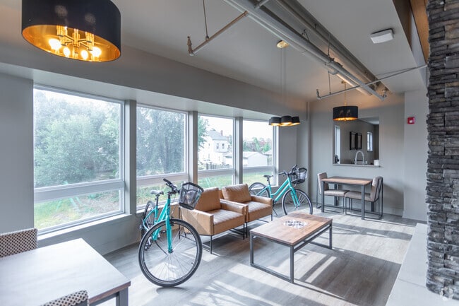 The Gateway Flats at Manhattan Harbour, Dayton, KY 41074 - photo 5