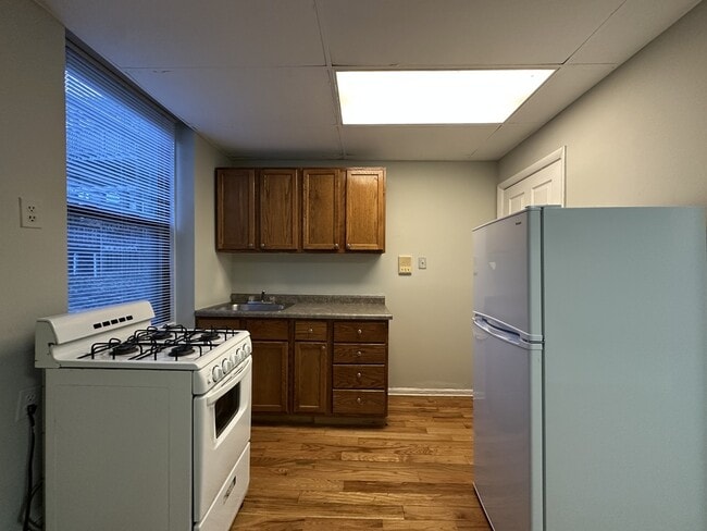 4632 N Paulina St unit J00P, Chicago, IL 60640 - photo 2