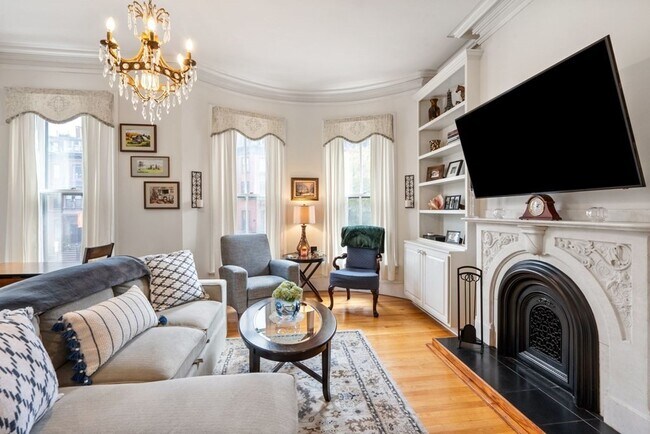 670 Tremont St unit 3, Boston, MA 02118 - photo 2