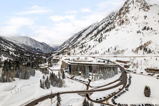 Ballpark residents are close to Snowbird where they can enjoy winter sports.