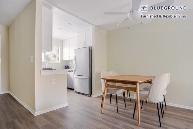 250 S San Fernando Blvd unit FL2-ID1381, Burbank, CA 91502 - photo 6