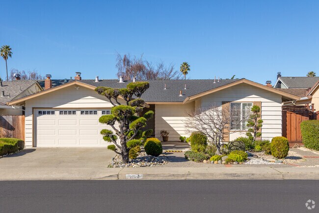 Treasure Isle contains numerous variations on the ranch style home.