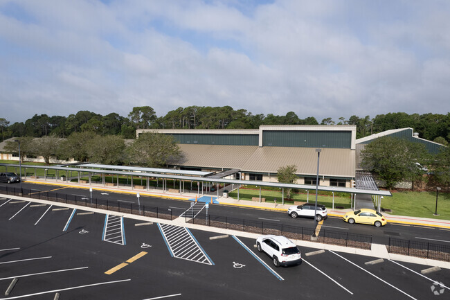 The entrance of the Ponte Vedra Palm Valley- Rawlings Elementary School.