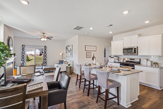 8315 Watercolour Ln unit 36207715, Ooltewah, TN 37363 - photo 3