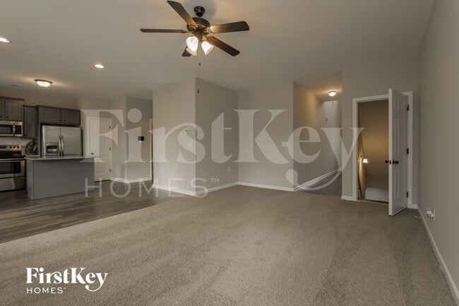 10927 Buckland Ct, Hampton, GA 30228 - photo 2