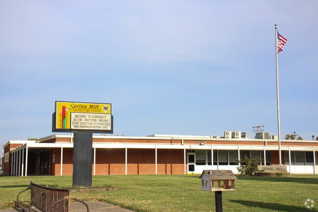 Spring Hill Elementary School provides education in the neighborhood of 
Jeffersonville.