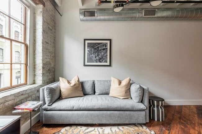 315 Girod St unit ID1267140P, New Orleans, LA 70130 - photo 5