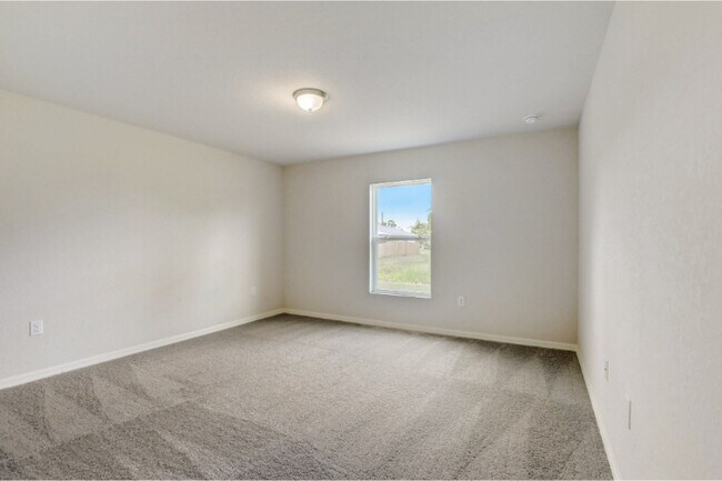 1767 E Price Blvd unit 36921760, North Port, FL 34288 - photo 6