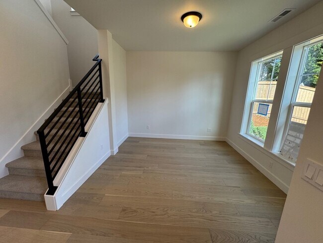 23019 Bland Cir, West Linn, OR 97068 - photo 6