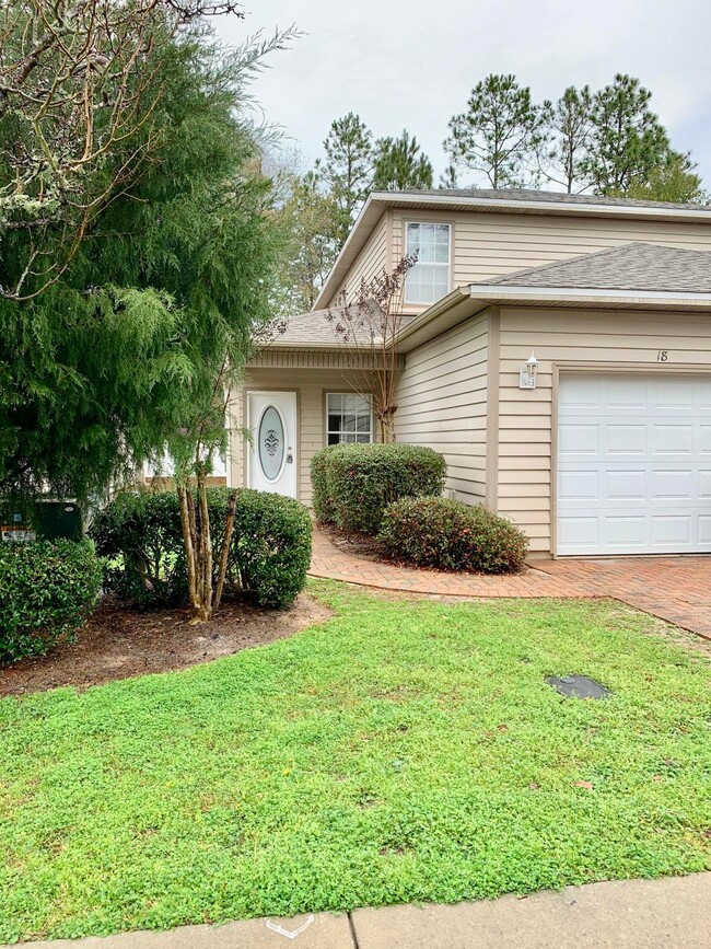 18 Trevor Dr, Valparaiso, FL 32580