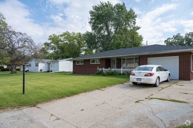 Dobbins Downs has many charming homes in its quaint neighborhoods.