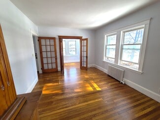 93 Pleasant St Unit 1, Quincy, MA 02169