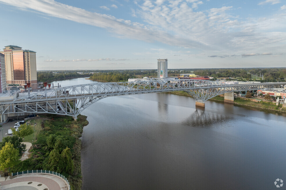 City_ Shreveport_1002368_P1_121324