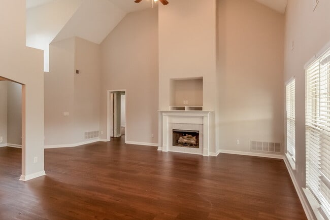 6300 Sandbourne W, Olive Branch, MS 38654 - photo 2